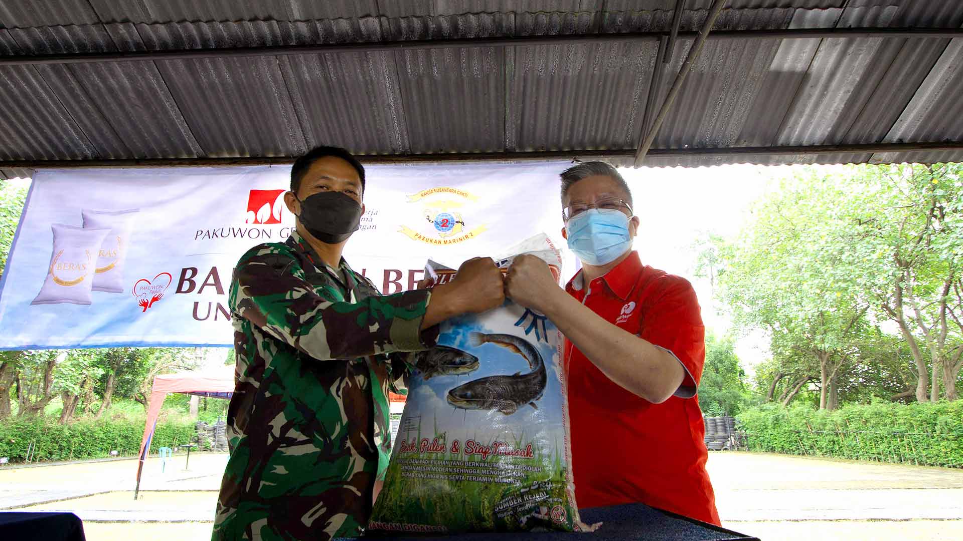 \App\Helpers\getUpload($galleryId)->alt