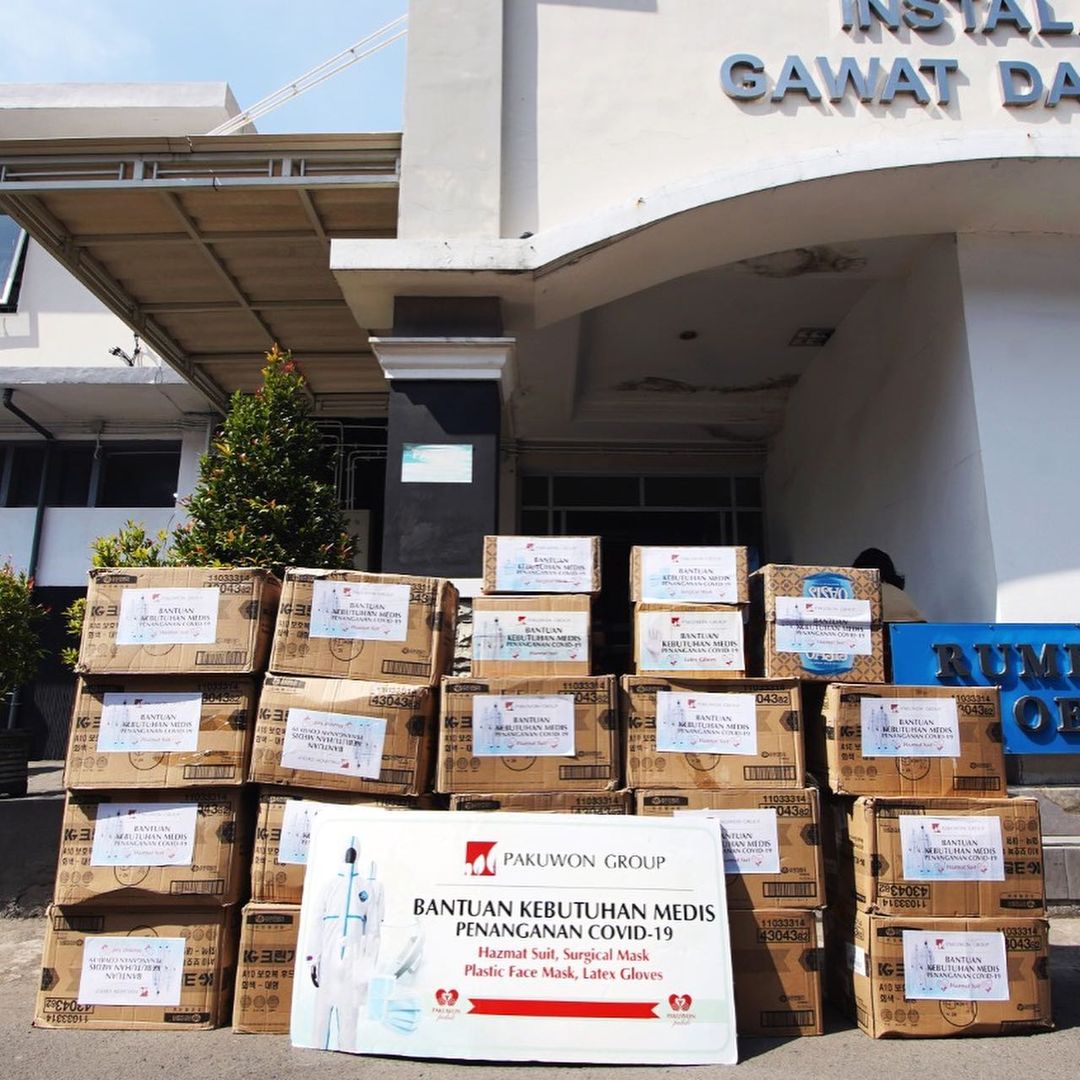 \App\Helpers\getUpload($galleryId)->alt