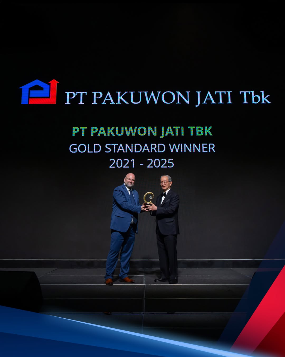 \App\Helpers\getUpload($galleryId)->alt