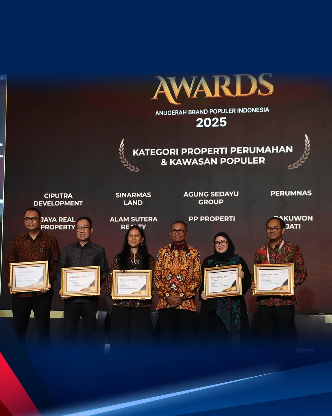 \App\Helpers\getUpload($galleryId)->alt